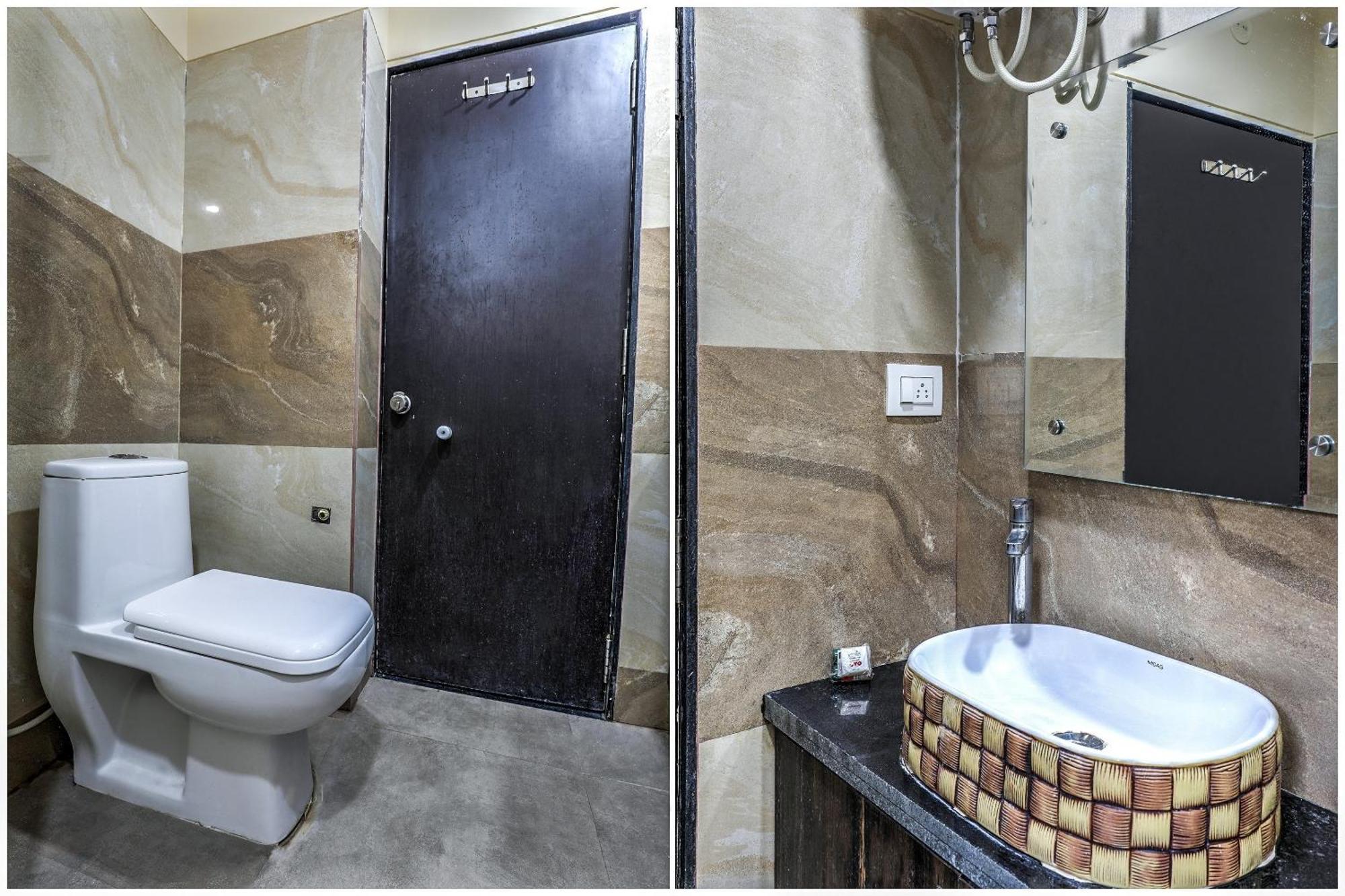 OYO 14244 Loya Legend Hotel Haiderabad Buitenkant foto
