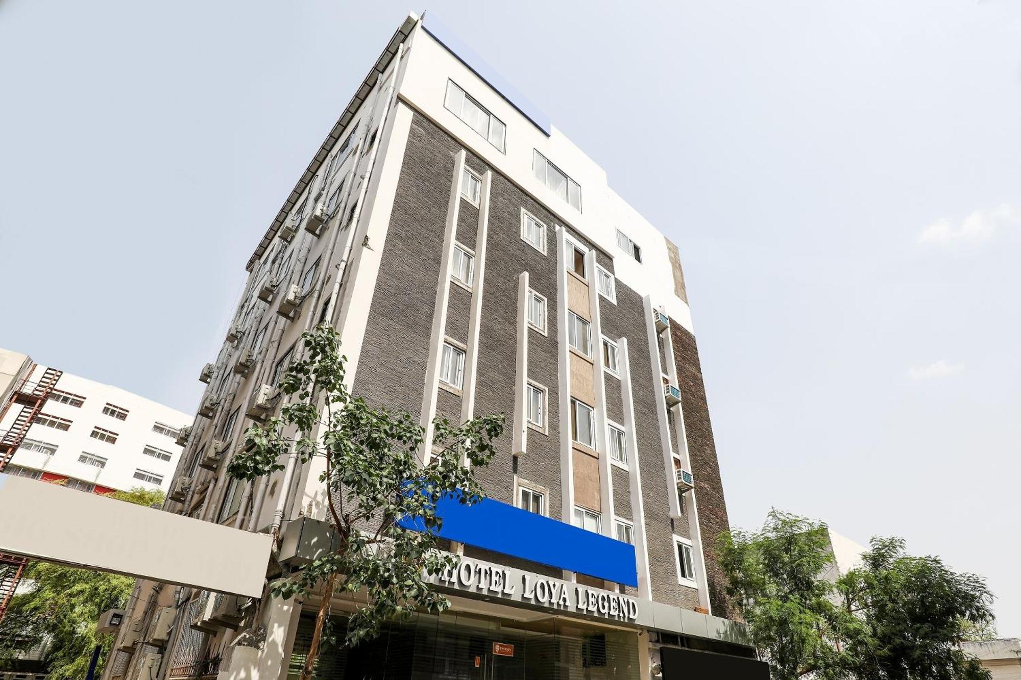 OYO 14244 Loya Legend Hotel Haiderabad Buitenkant foto